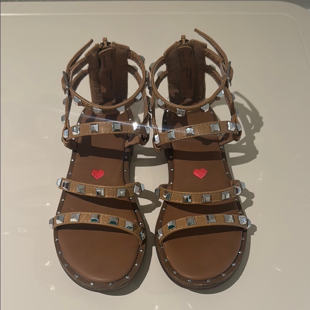 Steve Madden kids Brown Studded Sandals. J travel.